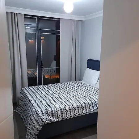 Elegant 2br - New Build Near Nisantasi شقة *